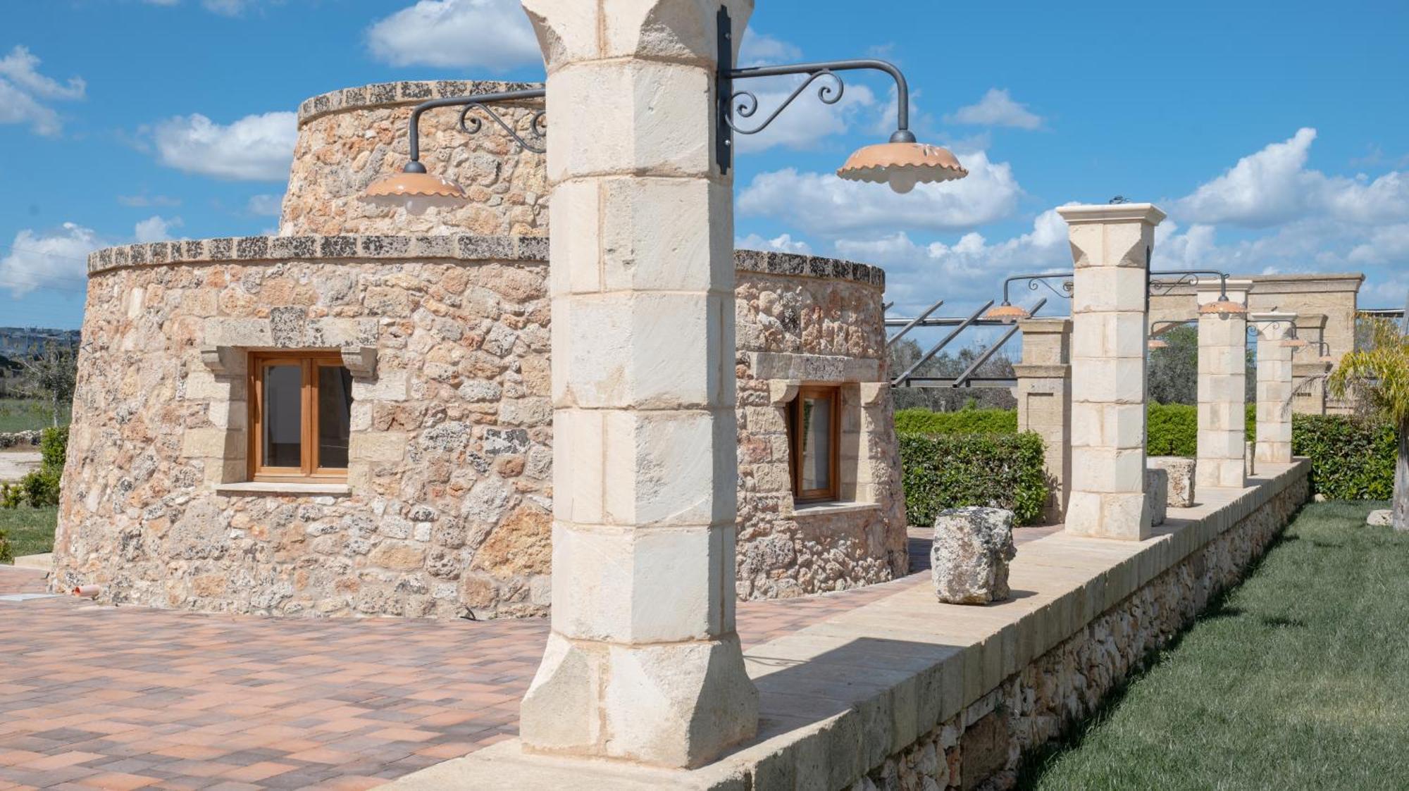 Borgo Specchia Natural Resort Exterior photo